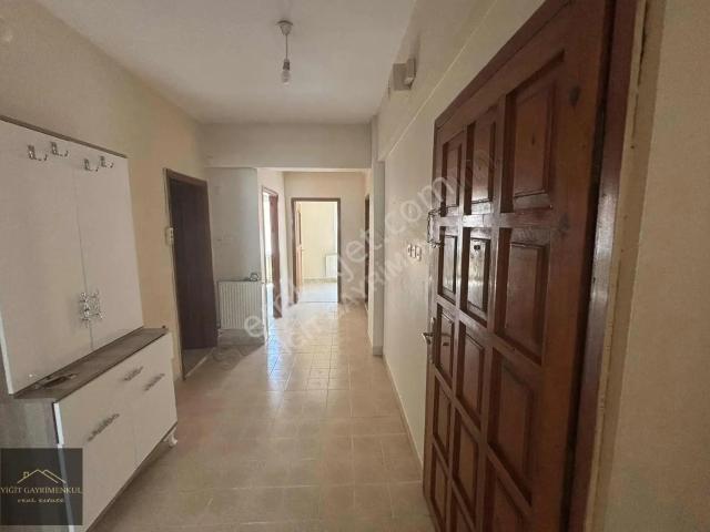 Barbaros Mahallesi 2+1 Kiralık 85 M2