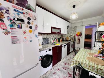 barbaros Mahallesi ✅3+1 140 M2 3 Katlının 3 Katı ❇️kombi Dogalgazlı Full Özelikli