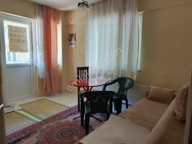 Barbaros Mahallesi Eşyalı Kiralık Daire Geniş Balkonlu