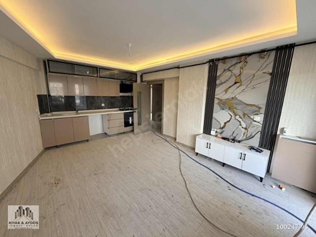 BARBAROS MAHALLESİNDE SATILIK 2+0