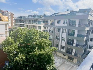 Barbaros Mahallesin De Satılık 2+1 Ferah Güney Cephe Net 80m2