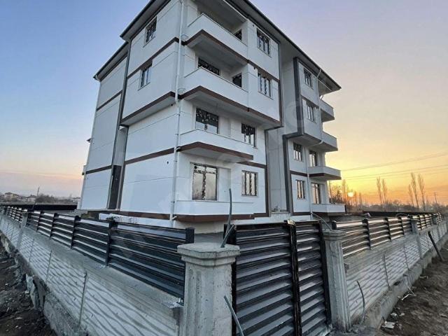 BARBAROS MAHALLESINDE SATILIK SIFIR LÜXS 1+1 DAİRE