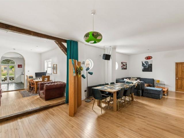Barbauld Road, London N16, 3 bed detached house to rent, £6,000 pcm | PrimeLocation