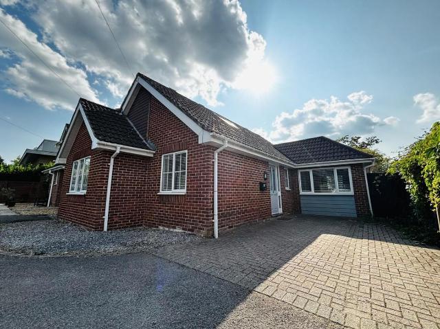 Barbe Baker Avenue, West End, Southampton SO30, 4 bed detached house to rent, £2,250 pcm | PrimeLocation