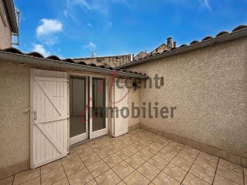 Barbentane: Appartement avec terrasse