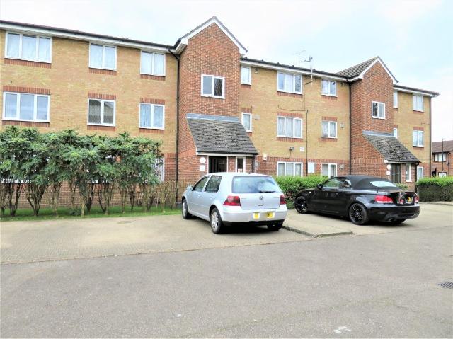 Barbot Close, London N9, 2 bed flat to rent, £1,550 pcm | PrimeLocation