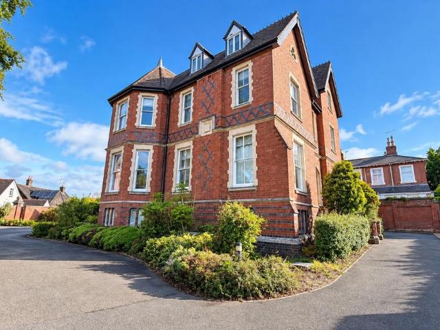 Barbourne Terrace, Worcester WR1, 1 bed flat to rent, £825 pcm | PrimeLocation