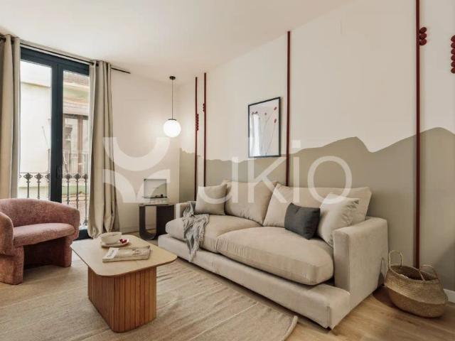 Apartamento de alquiler en Carrer de Martínez de la Rosa, Vila de Gràcia, Barcelona Capital