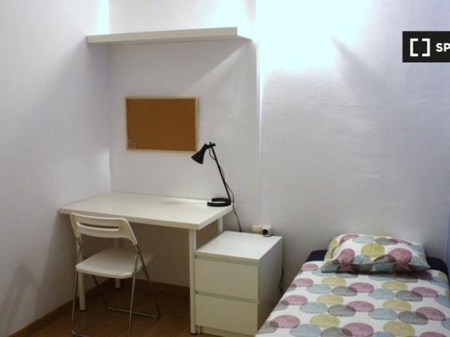 barcelona, Catalonia 08012