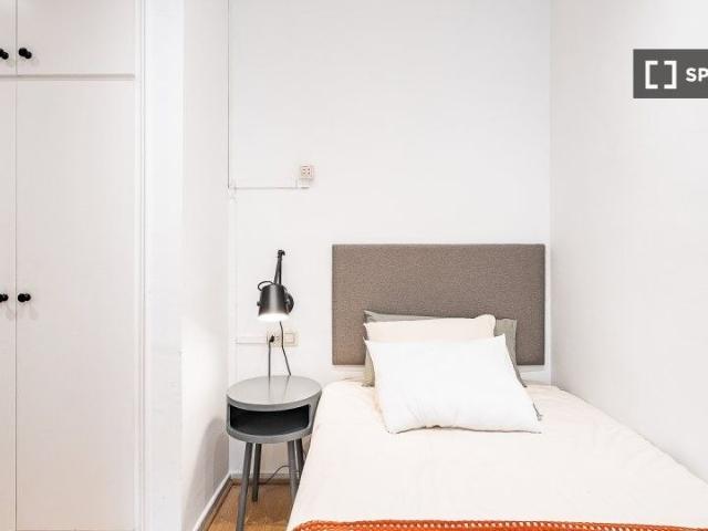 barcelona, Catalonia 08034