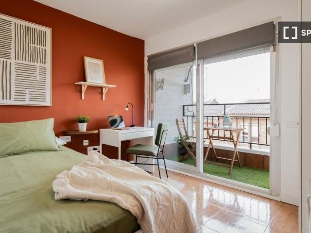 barcelona, Catalonia 08206