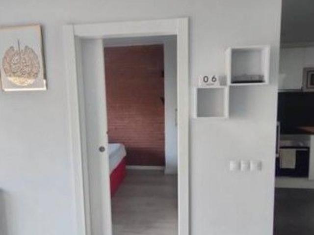 barcelona, Catalonia 08902