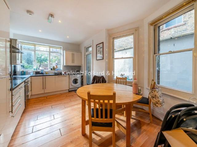 Barcombe Avenue, Streatham Hill. 4 bed terraced house to rent £3,750 pcm £865 pw