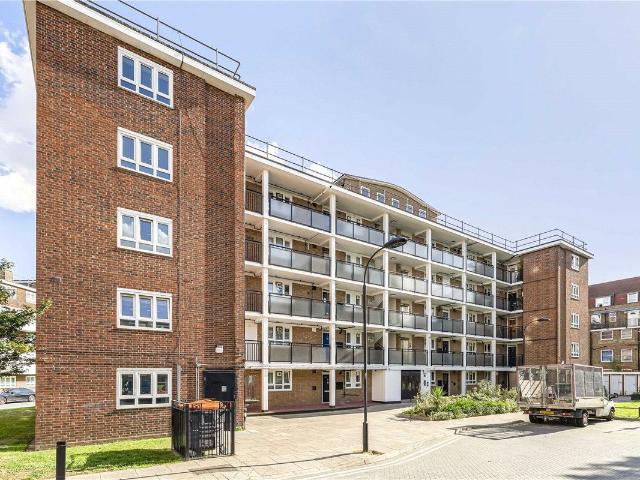 Barclay Close, Cassidy Road, London SW6, 4 bed flat to rent, £3,650 pcm | PrimeLocation