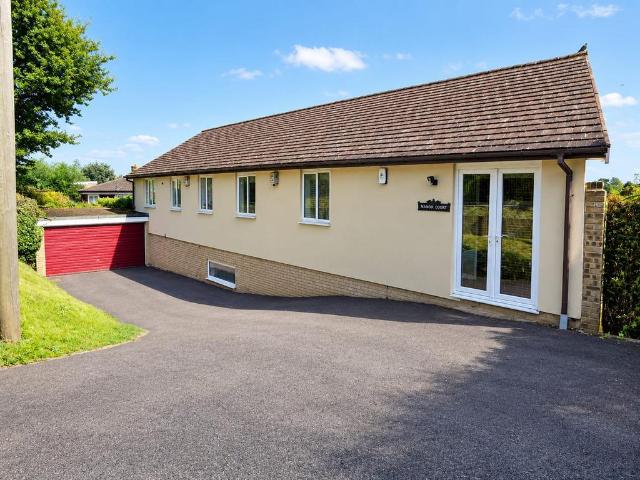 Barclay Court, Oakfield Lane. 1 bed flat to rent £1,150 pcm £265 pw