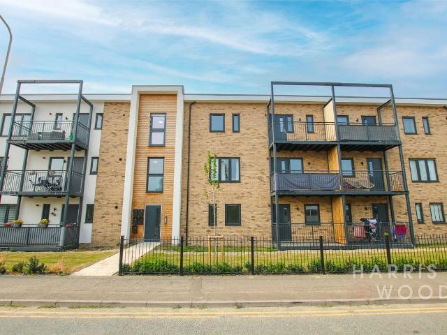 Barcro Square, Colchester, Essex CO1, 2 bed flat to rent, £1,250 pcm | PrimeLocation