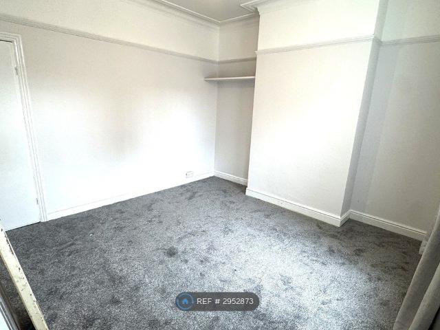 Barden Place, Leeds LS12, 2 bed terraced house to rent, £900 pcm | PrimeLocation