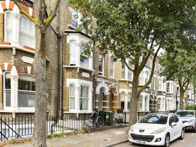 Bardolph Road, London N7, 2 bed flat to rent, £2,500 pcm | PrimeLocation