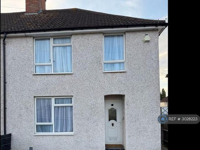 Barfoot Road, Leicester, LE2 3 bed semi detached house to rent £1,200 pcm £277 pw