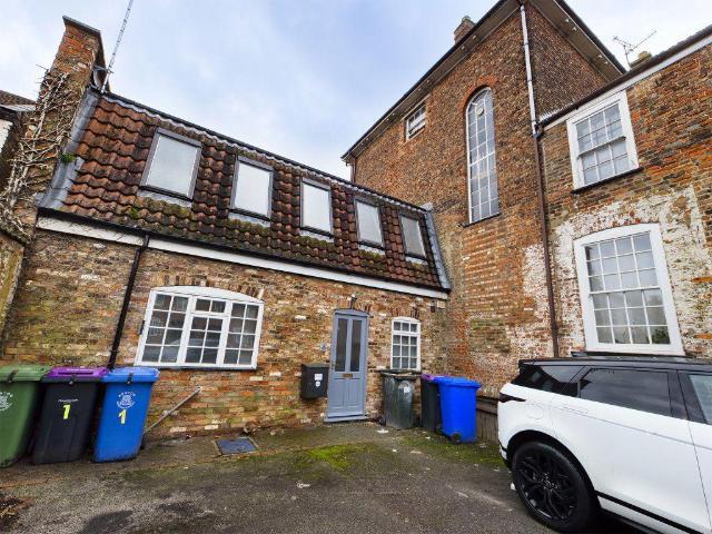 Barge Court, Boston, Lincolnshire 2 bed apartment to rent £725 pcm £167 pw