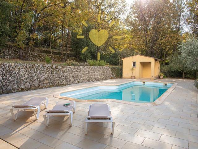 BARGEMON: Villa Contemporaine 6 pièces avec piscine chauff. 191m² Bargemon
