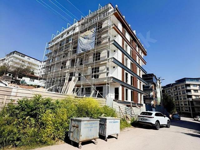 BARIŞ MAHALLESİNDE SATILIK DENİZ MANZARALI 3+1 DAİRE
