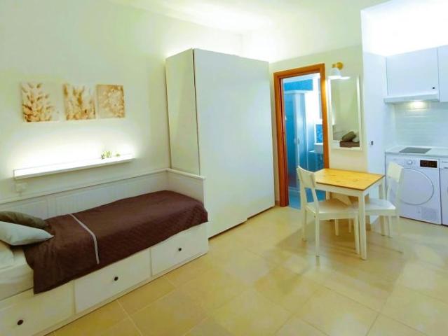Bari Bari 70125 103339135