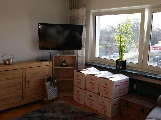Barierefrei, gepflegte 3 Zimmer Wohnung, Balkon, Keller, Aufzug,Garage, Behindertengerecht
