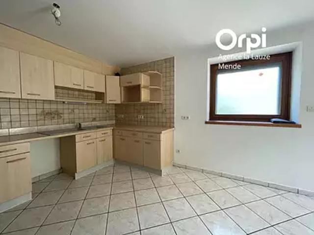 Barjac 48000 Location maison 2 pièces t2