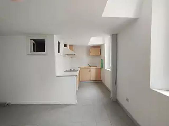 Barjols 83670 Achat / Vente appartement 2 pièces t2 au dernier étage