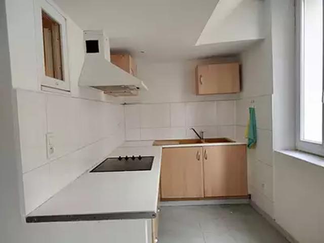 Barjols 83670 Achat / Vente appartement 2 pièces t2 au dernier étage
