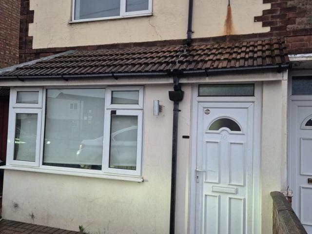 Barkby Road, Leicester, LE4 3 bed terraced house to rent £1,250 pcm £288 pw
