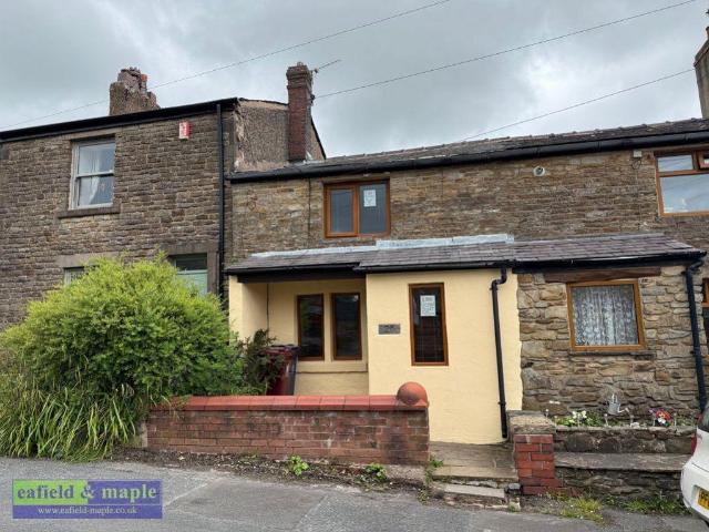 Barker Lane, Mellor 2 bed cottage to rent £895 pcm £207 pw