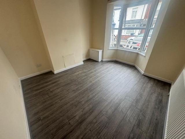 Barker Street, Oldbury, Birmingham B68, 3 bed terraced house to rent, £1,050 pcm | PrimeLocation