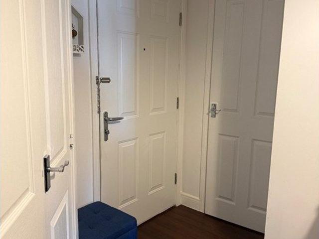 Barking And Dagenham, Barking And Dagenham, Dagenham RM8, 2 bed flat to rent, £1,800 pcm | PrimeLocation