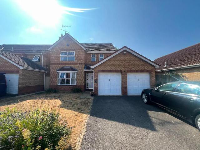Barkston Drive, Peterborough PE1 4 bed detached house to rent £1,895 pcm £437 pw