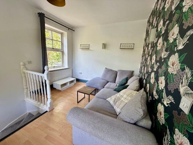 Barlow Moor Road, Manchester M20, 1 bed flat to rent, £1,100 pcm | PrimeLocation