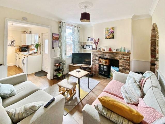 Barlow Street, York YO26, 2 bed property to rent, £1,300 pcm | PrimeLocation