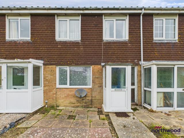 Barming Close, Langney Rise. 3 bed terraced house to rent £1,280 pcm £295 pw