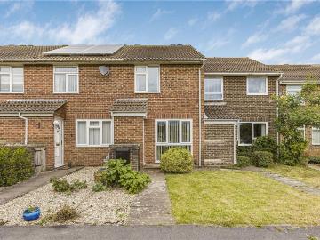 Barn Close, Kidlington, Oxfordshire, OX5 2 bed terraced house to rent £1,625 pcm £375 pw