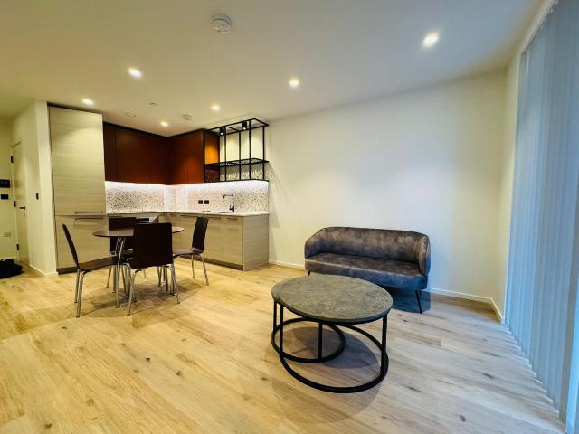 Barnacle House, Poplar Riverside, Hemlock St London E14, 1 bed flat to rent, £2,200 pcm | PrimeLocation