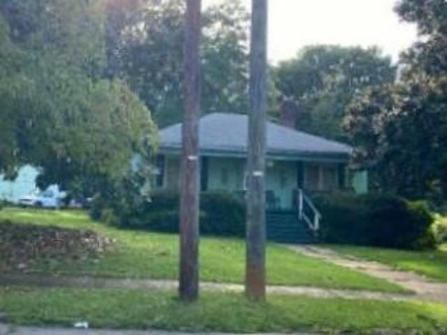 Barnard Ave