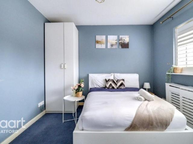 Barnby Street, LONDON 1 bed flat to rent £1,800 pcm £415 pw