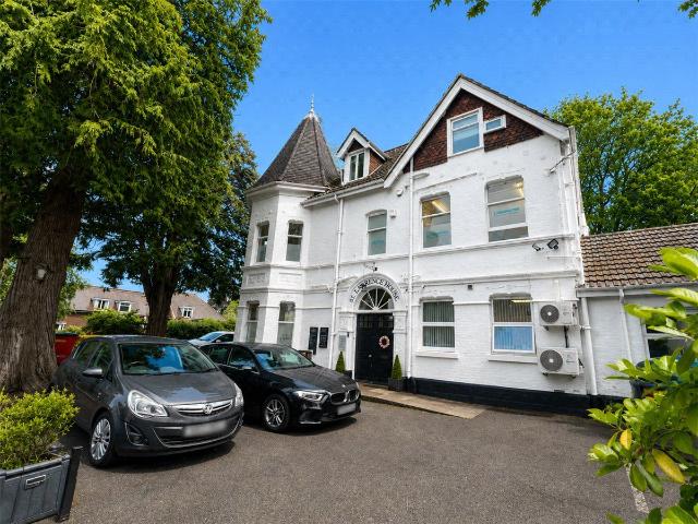 Barnes Close, Winchester SO23, 1 bed flat to rent, £1,150 pcm | PrimeLocation