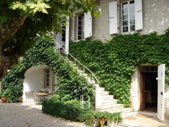 BARNES AIX LES BAINS CHAUTAGNE CHÂTEAU DE LA FIN DU 17ÈME SIÈCLE