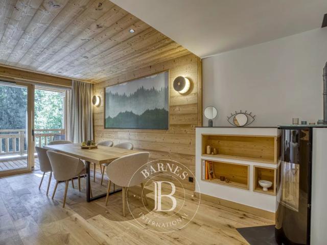BARNES ARAVIS LE GRAND BORNAND DEMI CHALET NEUF