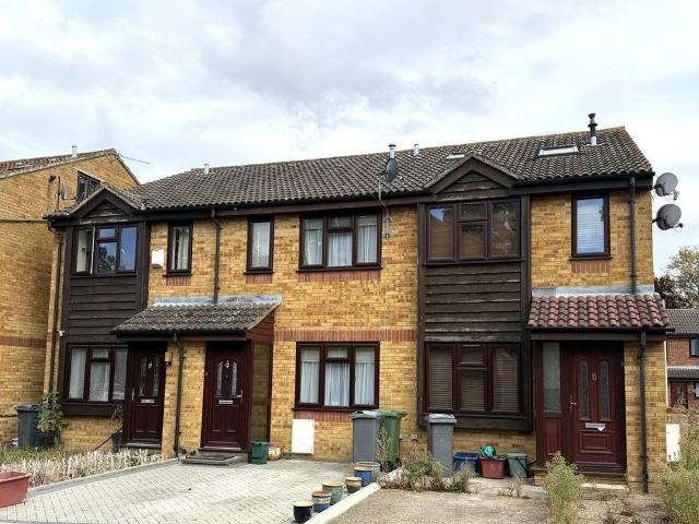 Barnes Avenue, Southall UB2, 1 bed flat to rent, £1,350 pcm | PrimeLocation