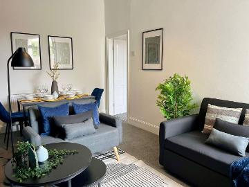 Barnes SR4, 2 bed flat to rent, £1,407 pcm | PrimeLocation
