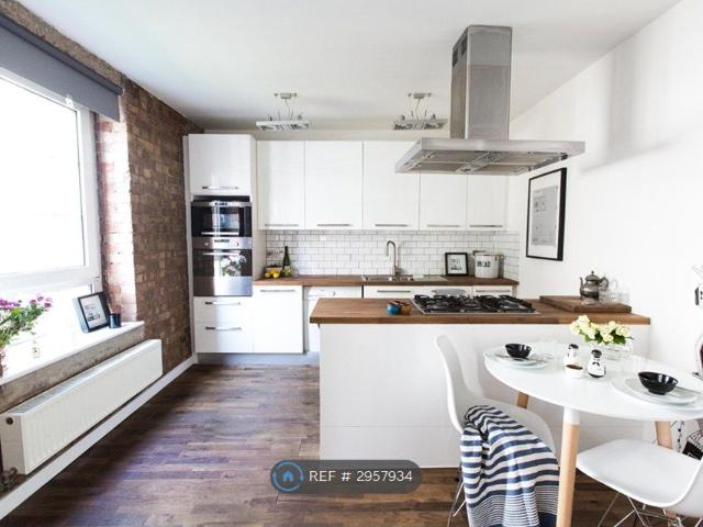 Barnett House, London E1, 2 bed flat to rent, £3,467 pcm | PrimeLocation