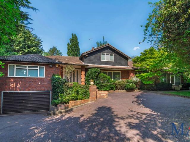 Barnet Lane, Elstree WD6, 6 bed detached house to rent, £7,500 pcm | PrimeLocation